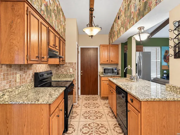 9007 Brightwater, San Antonio, TX 78254