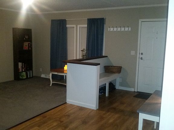 entry way with seating area