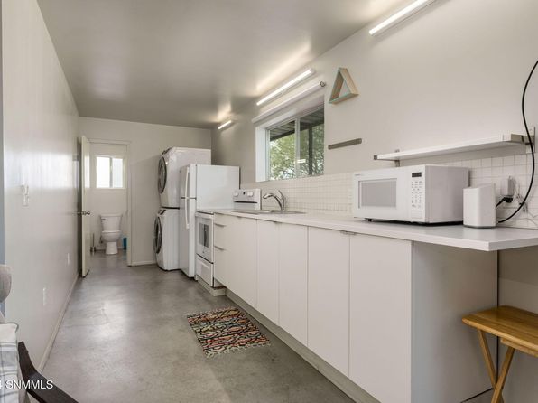 las-cruces-new-mexico-442828789 picture