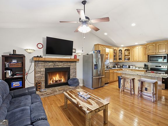 5th image of 152 Dockery Ridge Rd