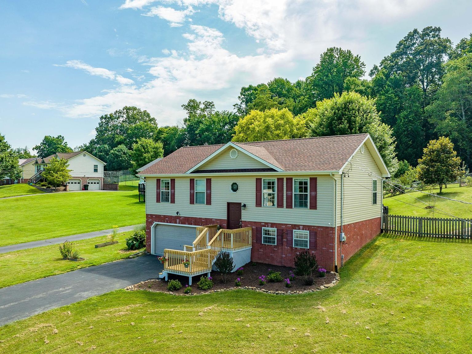 222 Maple Ridge Dr, Jonesborough, TN 37659 MLS 9953954 Zillow