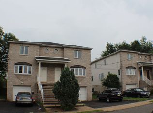 424 Van Bussum Ave, Garfield, NJ 07026