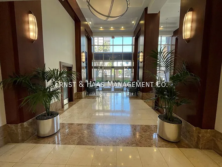 388 E Ocean Blvd #1503 — Photo 3