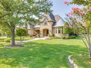 4 Manor Ct, Heath, TX 75032