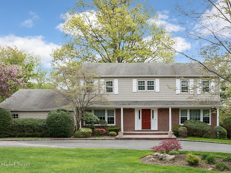 1st image of 62 Karol Pl