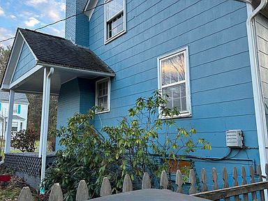 111 Court St Lewisburg WV 24901 Zillow 111 Court St Lewisburg WV 24901 Zillow