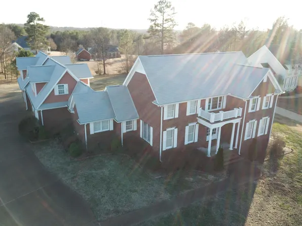 89 Bellemeade Dr, Lexington, TN 38351