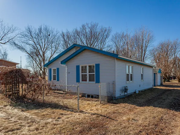 2127 Crawford St, Boone, IA 50036