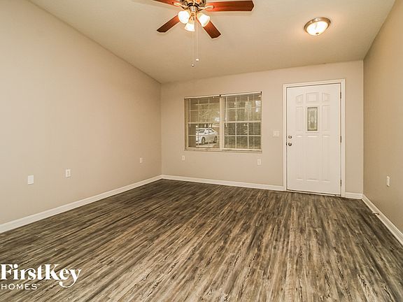 4th image of 31111 Oakmont Ave