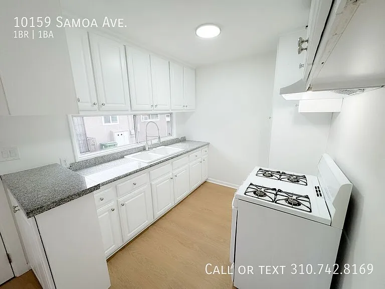 10159 Samoa Ave — Photo 28