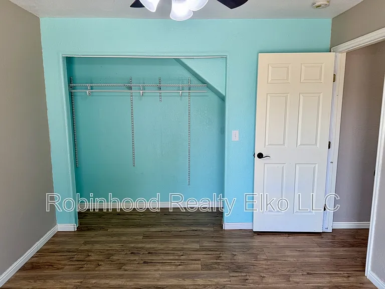 187 B St — Photo 19