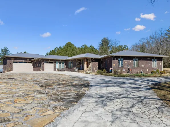 1372 Short Mountain Rd, McMinnville, TN 37110