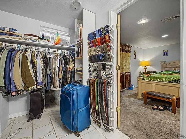 2757 S Salida St — Photo 40