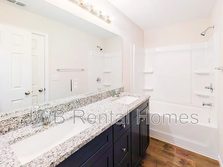 2021 Buckman St — Photo 6