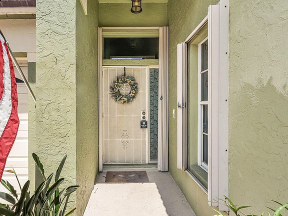 2nd image of 3007 Casa Rio Court