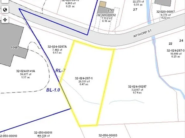 10 Apthorp St, Worcester, MA 01606