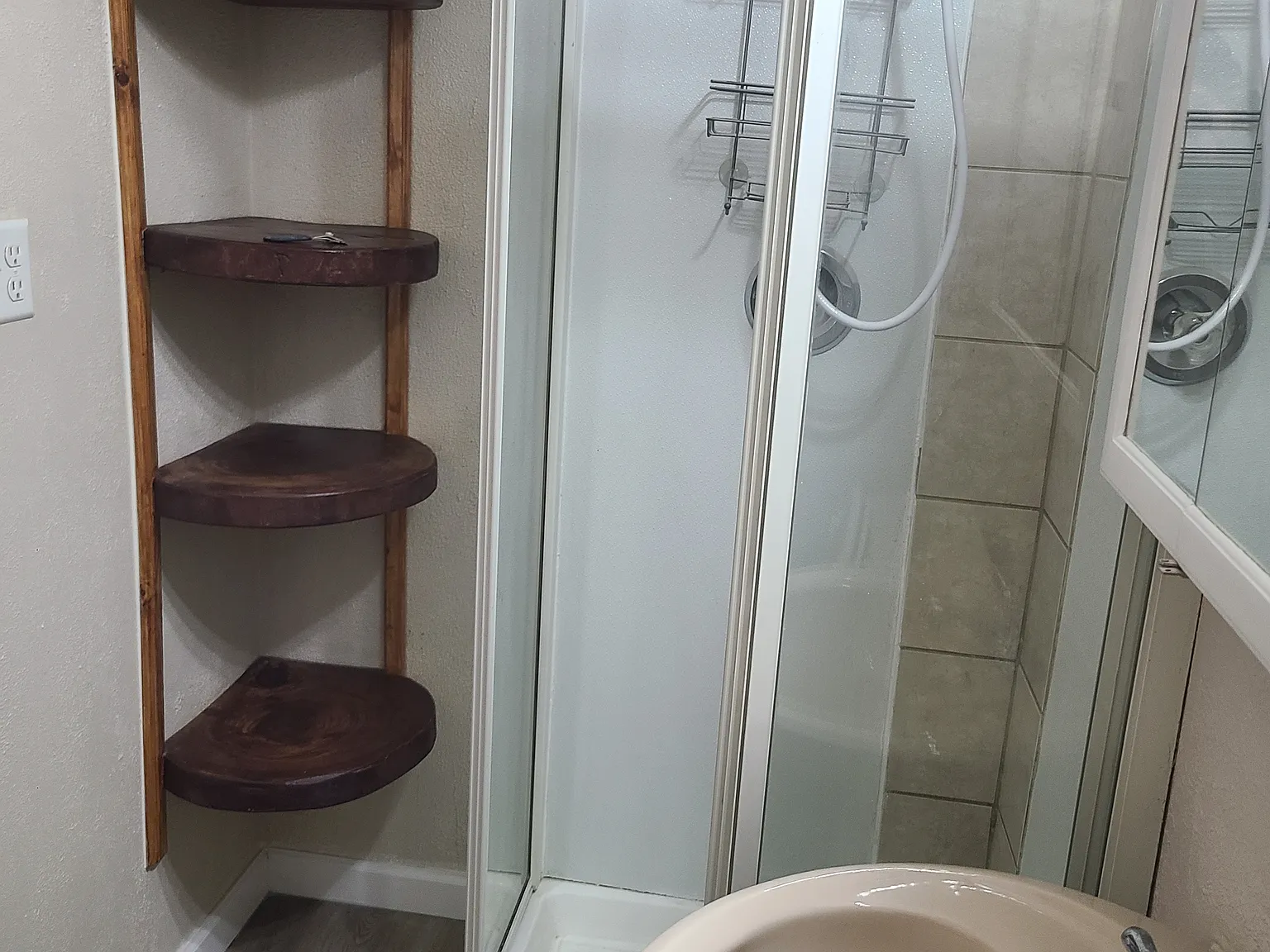 2 bed, 956 sqft, $950 — Photo 3