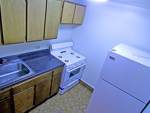 5th image of 2747 Sedgwick Ave APT 1C
