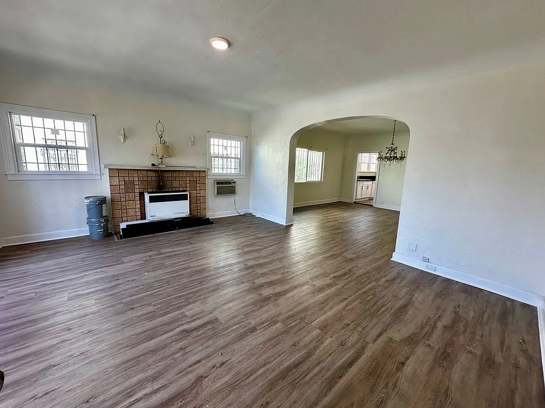 2 bed, 2.0 bath, 1400 sqft, $2,750 — Photo 1
