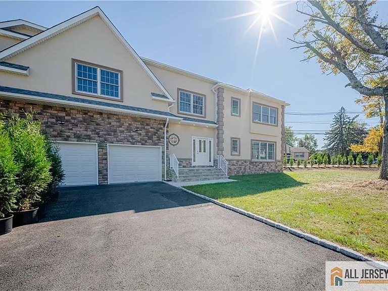 7 Mount Pleasant Ave — Photo 39