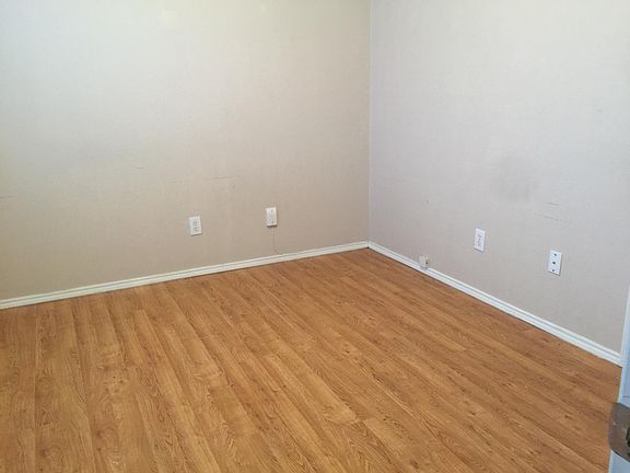 5th image of 1583 Brookstone Dr