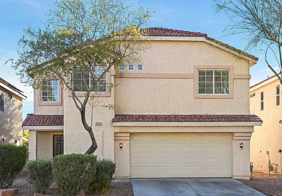 5014 Sapphire Light St