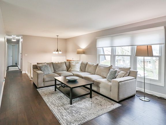 4th image of 421 Langford Dr