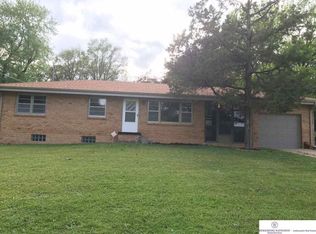 5520 N 57th Ave, Omaha, NE 68104