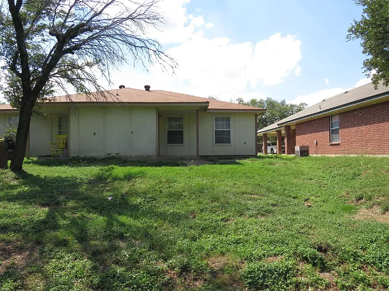1623 Pontotoc Trce #A — Photo 7