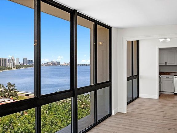 5th image of 3301 BAYSHORE BOULEVARD #1101E