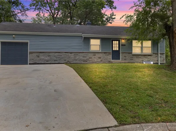 361 N 81st Ter, Kansas City, KS 66112