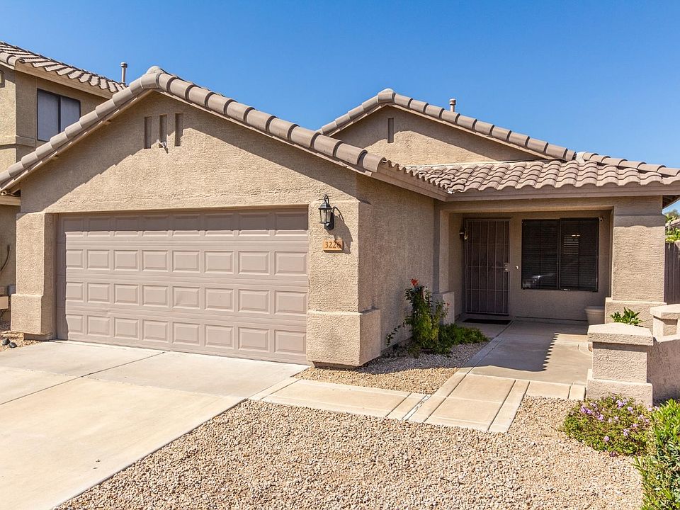 1st image of 3226 E Blackhawk Dr