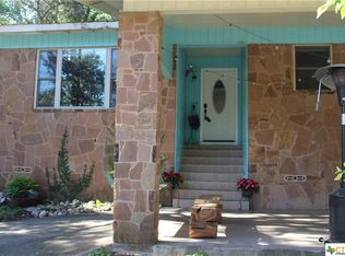1151 Canyon Dr, New Braunfels, TX 78130