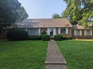 1304 Worcester St, West Plains, MO 65775