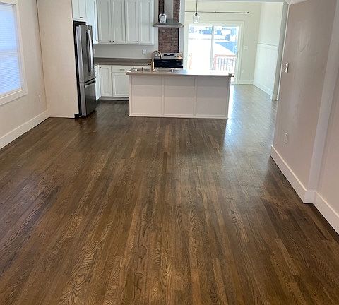 2nd image of 315 W 7th St #1