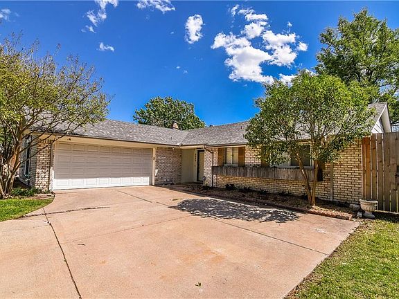2nd image of 2022 Shenandoah Dr