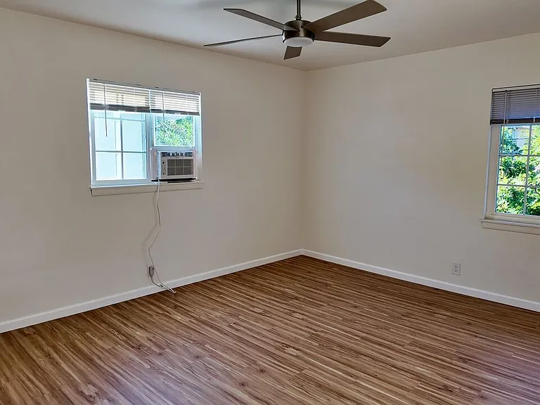 414 E Dryden St #3 — Photo 10
