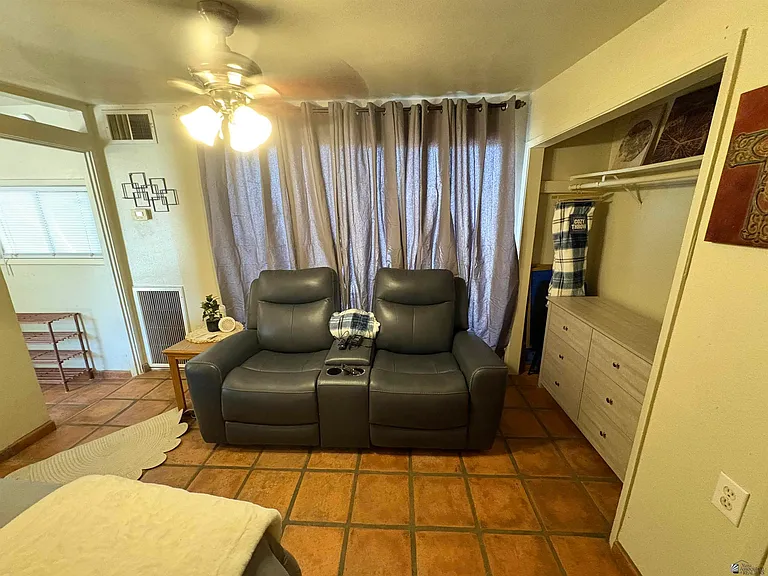 1480 S 7th Ave #1 — Photo 9