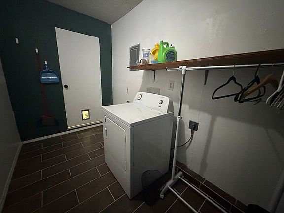 5th image of 320 Mars St