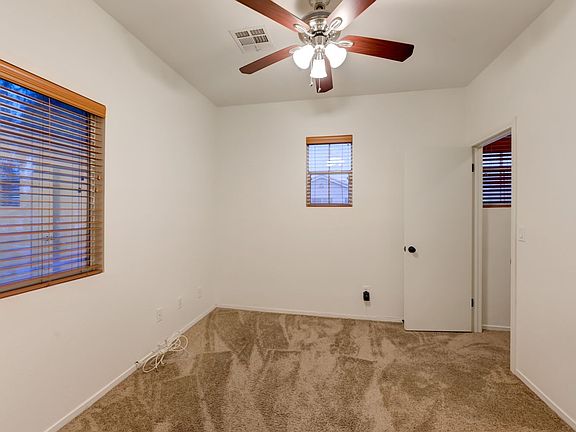 4th image of 998 Veranda View Ave