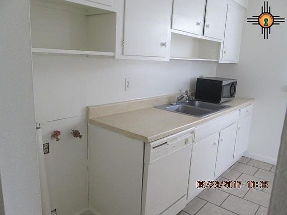 4th image of 1809 W Hermosa Dr