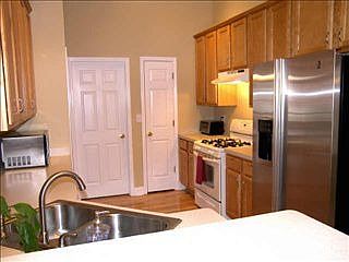 4th image of 2951 Montview Dr SW