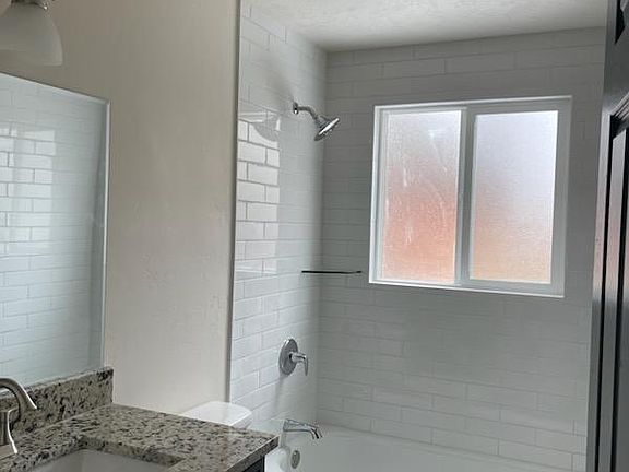 5th image of 3927 S Lorna Dr