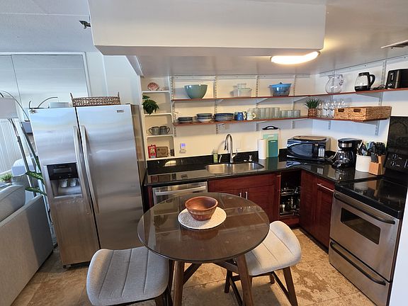 4th image of 1777 Ala Moana Blvd APT 1337