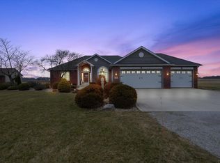 9316 Hartzell Rd, Fort Wayne, IN 46816