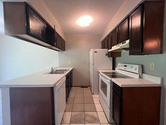 4th image of 808-810 Clinkscales Rd