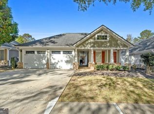 150 Cottage Club Dr, Locust Grove, GA 30248