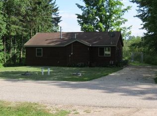 E2917 Lake Rd, Iola, WI 54945