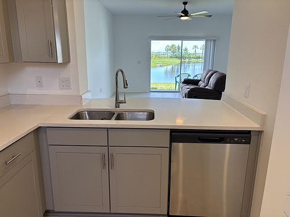 4th image of 6318 Whetstone Ct
