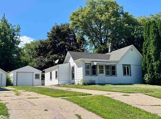 1115 N Clark St, Carroll, IA 51401